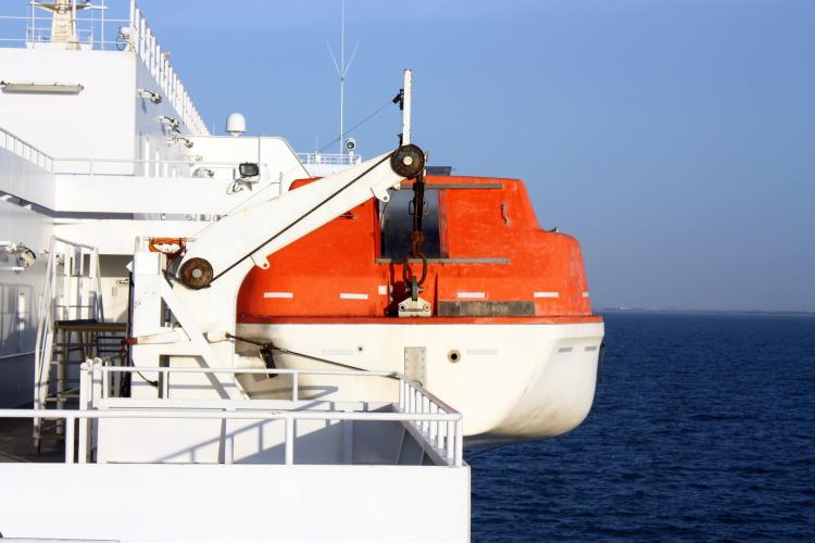 Certificat dâaptitude Ã  lâexploitation des embarcations et radeaux de sauvetage